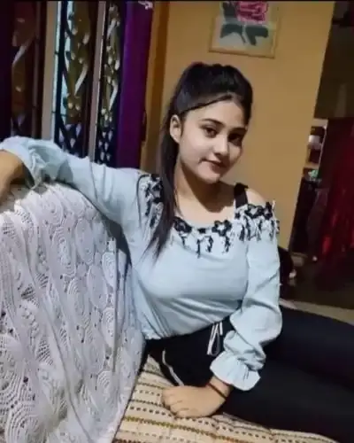 Call Girls Service in Pahari